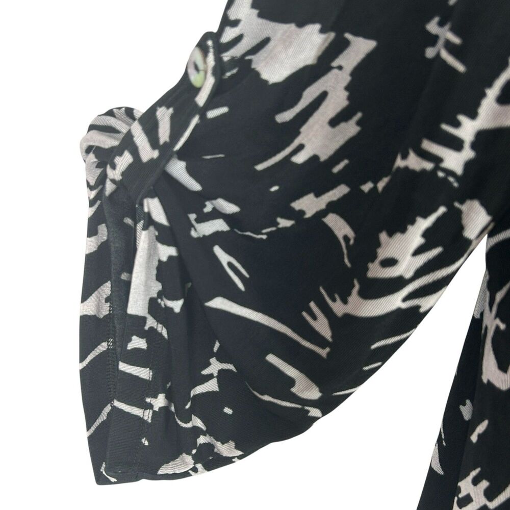 Chicos Travelers Slinky Knit Tunic Top Chico's Size 4 XXL Black Gray Tab Sleeve - Picture 4 of 8